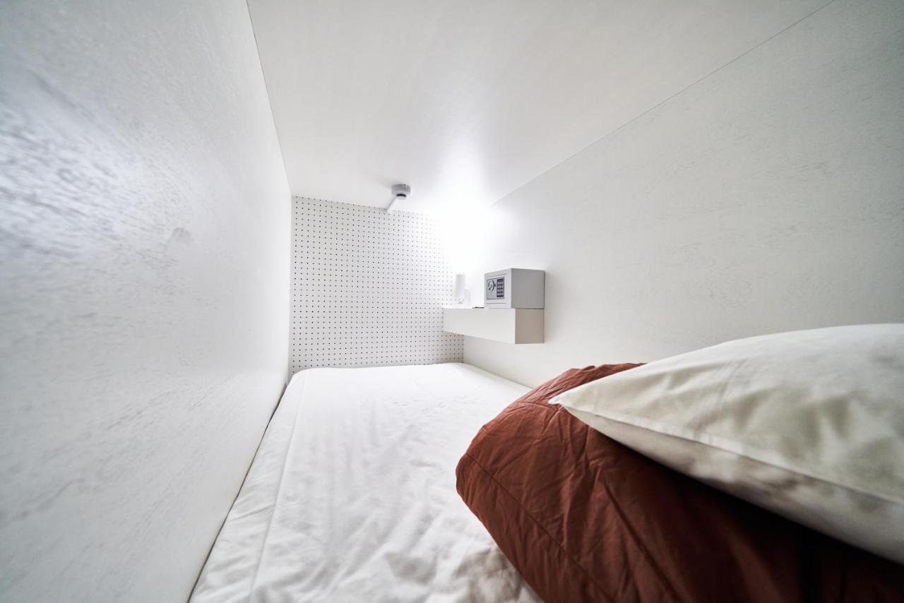 &And Hostel Shinsaibashi East Osaka Zewnętrze zdjęcie